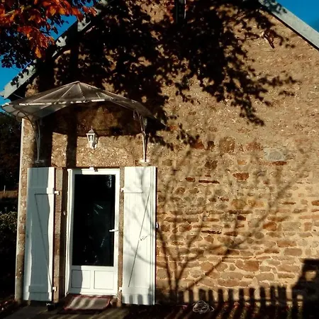 Holiday home Le Petit Montceaux *