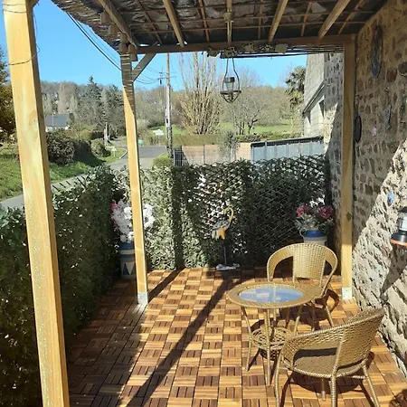Le Petit Montceaux *